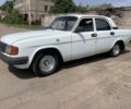 Белый ГАЗ 31029 Волга, объемом двигателя 2 л и пробегом 777 тыс. км за 551 $, фото 2 на Automoto.ua