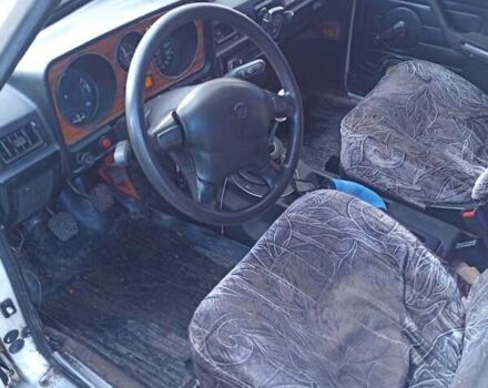 Белый ГАЗ 31029 Волга, объемом двигателя 2.45 л и пробегом 150 тыс. км за 520 $, фото 2 на Automoto.ua