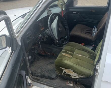 Білий ГАЗ 31029 Волга, об'ємом двигуна 2.4 л та пробігом 275 тис. км за 403 $, фото 5 на Automoto.ua