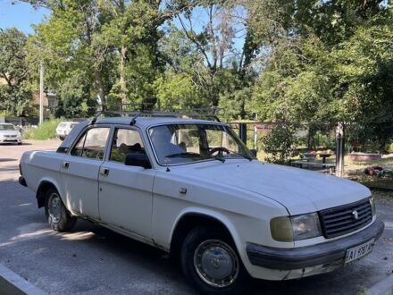 ГАЗ 31029 Волга 1993 в Белой Церкве на Automoto.ua Белый ГАЗ 31029 Волга, объемом двигателя 2.4 л и пробегом 200 тыс. км за 436 $, фото 1 на Automoto.ua