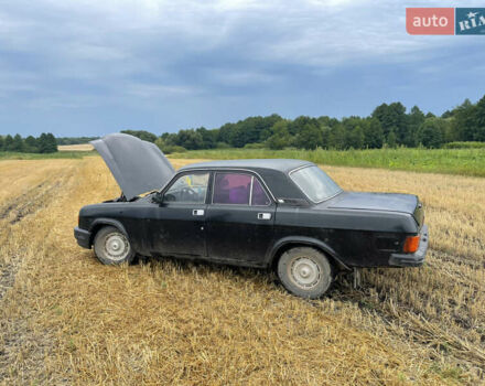 Черный ГАЗ 31029 Волга, объемом двигателя 2.5 л и пробегом 300 тыс. км за 965 $, фото 2 на Automoto.ua