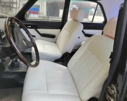 Черный ГАЗ 31029 Волга, объемом двигателя 2.4 л и пробегом 300 тыс. км за 953 $, фото 1 на Automoto.ua