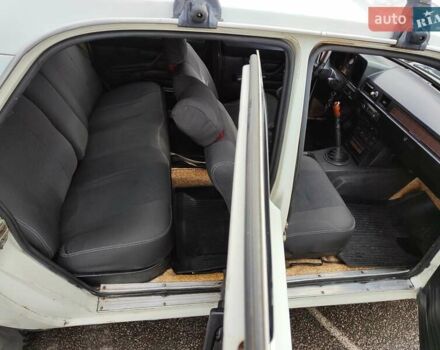 Серый ГАЗ 31029 Волга, объемом двигателя 2.5 л и пробегом 150 тыс. км за 1100 $, фото 7 на Automoto.ua