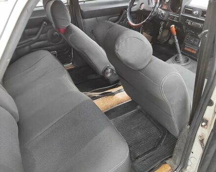 Серый ГАЗ 31029 Волга, объемом двигателя 2.5 л и пробегом 150 тыс. км за 1100 $, фото 6 на Automoto.ua