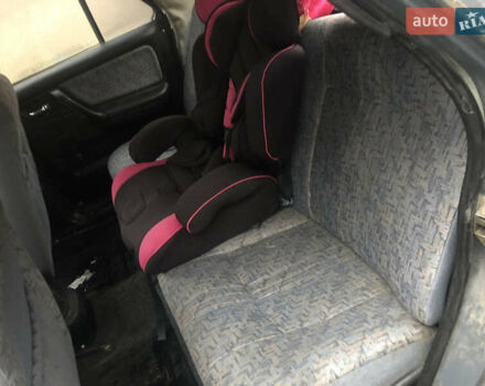 Сірий ГАЗ 31029 Волга, об'ємом двигуна 2.45 л та пробігом 250 тис. км за 500 $, фото 6 на Automoto.ua