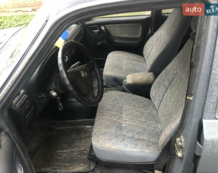 Сірий ГАЗ 31029 Волга, об'ємом двигуна 2.45 л та пробігом 250 тис. км за 500 $, фото 9 на Automoto.ua