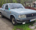 Серый ГАЗ 31029 Волга, объемом двигателя 2.4 л и пробегом 160 тыс. км за 900 $, фото 2 на Automoto.ua