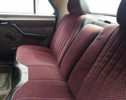 Синий ГАЗ 31029 Волга, объемом двигателя 2.4 л и пробегом 200 тыс. км за 700 $, фото 2 на Automoto.ua