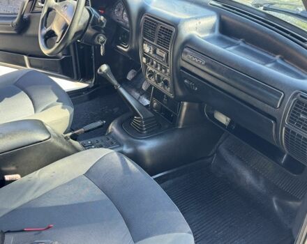 Черный ГАЗ 3105, объемом двигателя 2.3 л и пробегом 80 тыс. км за 2500 $, фото 9 на Automoto.ua