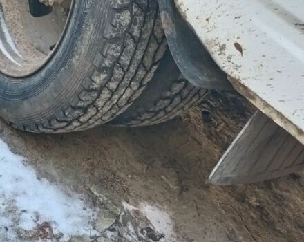 Белый ГАЗ 3110 Волга, объемом двигателя 2.4 л и пробегом 800 тыс. км за 1500 $, фото 3 на Automoto.ua