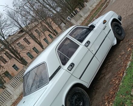 Белый ГАЗ 3110 Волга, объемом двигателя 2.4 л и пробегом 170 тыс. км за 950 $, фото 5 на Automoto.ua