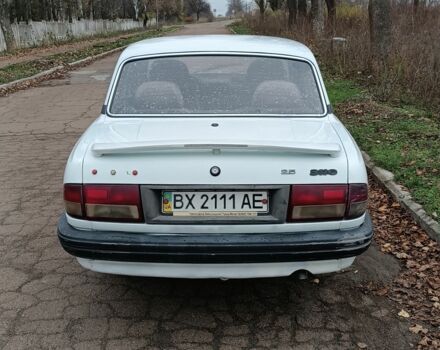 Белый ГАЗ 3110 Волга, объемом двигателя 2.4 л и пробегом 170 тыс. км за 950 $, фото 6 на Automoto.ua