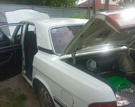 Белый ГАЗ 3110 Волга, объемом двигателя 2.4 л и пробегом 200 тыс. км за 1400 $, фото 7 на Automoto.ua