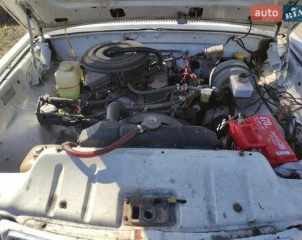 Белый ГАЗ 3110 Волга, объемом двигателя 2.5 л и пробегом 218 тыс. км за 900 $, фото 1 на Automoto.ua