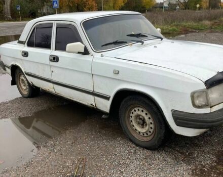 Белый ГАЗ 3110 Волга, объемом двигателя 2.4 л и пробегом 240 тыс. км за 524 $, фото 3 на Automoto.ua