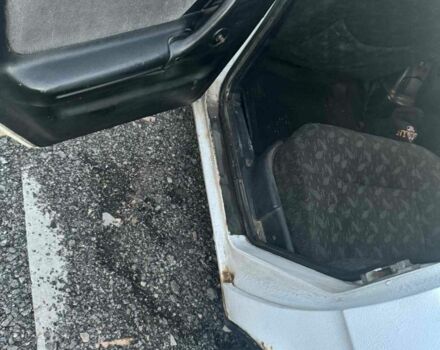 Белый ГАЗ 3110 Волга, объемом двигателя 2.5 л и пробегом 200 тыс. км за 403 $, фото 9 на Automoto.ua