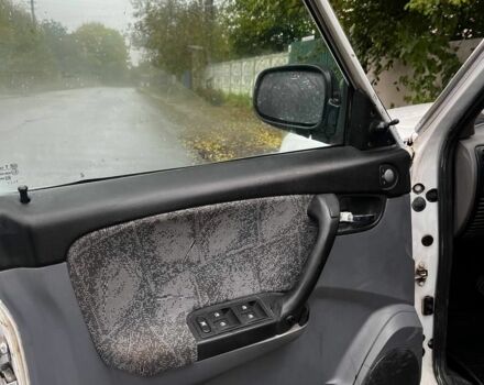 Белый ГАЗ 3110 Волга, объемом двигателя 2.4 л и пробегом 316 тыс. км за 900 $, фото 1 на Automoto.ua