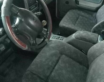 Белый ГАЗ 3110 Волга, объемом двигателя 2.5 л и пробегом 135 тыс. км за 2130 $, фото 5 на Automoto.ua