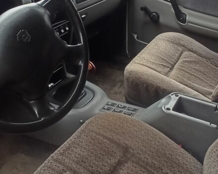 Белый ГАЗ 3110 Волга, объемом двигателя 2.4 л и пробегом 2 тыс. км за 828 $, фото 4 на Automoto.ua