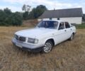 Білий ГАЗ 3110 Волга, об'ємом двигуна 2.4 л та пробігом 180 тис. км за 901 $, фото 1 на Automoto.ua