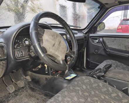 ГАЗ 3110 Волга 1999 в Кривом Роге на Automoto.ua Белый ГАЗ 3110 Волга, объемом двигателя 2 л и пробегом 200 тыс. км за 1307 $, фото 2 на Automoto.ua