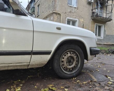 ГАЗ 3110 Волга 1999 в Кривом Роге на Automoto.ua Белый ГАЗ 3110 Волга, объемом двигателя 2 л и пробегом 200 тыс. км за 1307 $, фото 4 на Automoto.ua