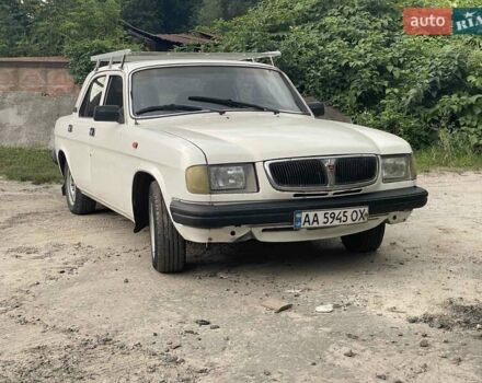 Белый ГАЗ 3110 Волга, объемом двигателя 2.45 л и пробегом 207 тыс. км за 1200 $, фото 2 на Automoto.ua