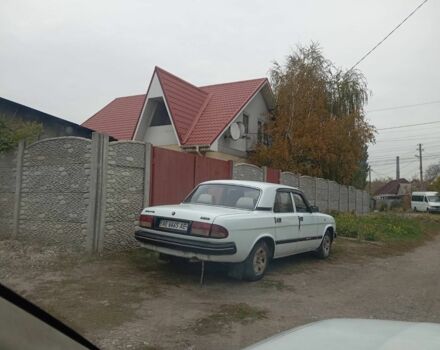 ГАЗ 3110 Волга 1999 в Днепре (Днепропетровске) на Automoto.ua Белый ГАЗ 3110 Волга, объемом двигателя 2 л и пробегом 150 тыс. км за 1200 $, фото 2 на Automoto.ua