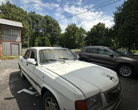 Белый ГАЗ 3110 Волга, объемом двигателя 2.4 л и пробегом 397 тыс. км за 999 $, фото 4 на Automoto.ua