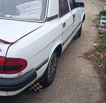 Белый ГАЗ 3110 Волга, объемом двигателя 0 л и пробегом 186 тыс. км за 828 $, фото 1 на Automoto.ua