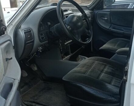 Белый ГАЗ 3110 Волга, объемом двигателя 2.3 л и пробегом 1 тыс. км за 954 $, фото 4 на Automoto.ua