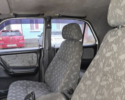 ГАЗ 3110 Волга 1999 в Кривом Роге на Automoto.ua Белый ГАЗ 3110 Волга, объемом двигателя 2 л и пробегом 200 тыс. км за 1307 $, фото 7 на Automoto.ua