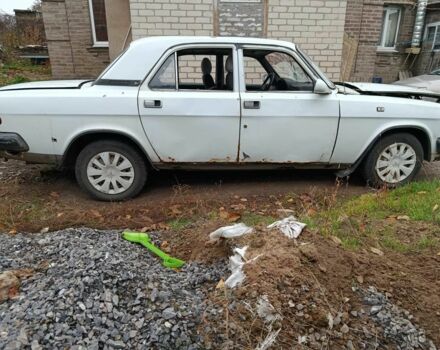 Белый ГАЗ 3110 Волга, объемом двигателя 2.5 л и пробегом 220 тыс. км за 358 $, фото 1 на Automoto.ua