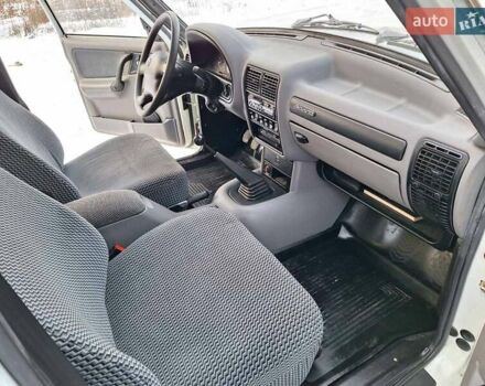 Білий ГАЗ 3110 Волга, об'ємом двигуна 2.45 л та пробігом 9 тис. км за 5500 $, фото 57 на Automoto.ua