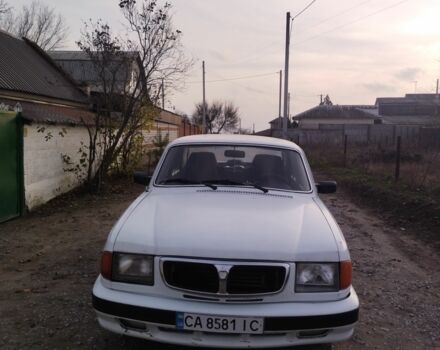 Білий ГАЗ 3110 Волга, об'ємом двигуна 2.4 л та пробігом 300 тис. км за 500 $, фото 5 на Automoto.ua