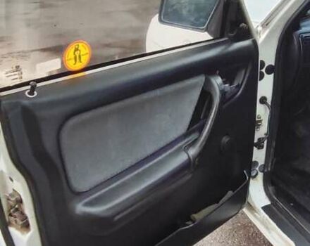 Білий ГАЗ 3110 Волга, об'ємом двигуна 2.3 л та пробігом 147 тис. км за 1100 $, фото 5 на Automoto.ua