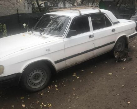 Белый ГАЗ 3110 Волга, объемом двигателя 2 л и пробегом 200 тыс. км за 600 $, фото 2 на Automoto.ua