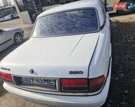 Белый ГАЗ 3110 Волга, объемом двигателя 2.5 л и пробегом 379 тыс. км за 1190 $, фото 2 на Automoto.ua