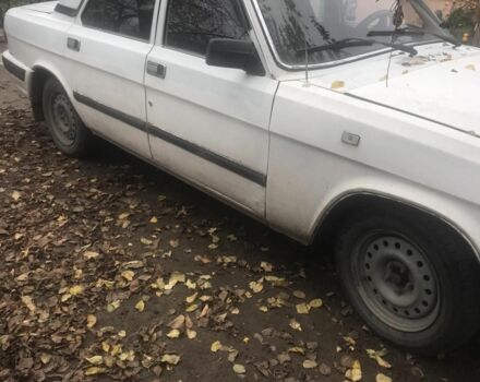Белый ГАЗ 3110 Волга, объемом двигателя 2 л и пробегом 200 тыс. км за 600 $, фото 3 на Automoto.ua
