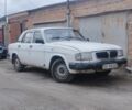 Белый ГАЗ 3110 Волга, объемом двигателя 2.3 л и пробегом 300 тыс. км за 500 $, фото 1 на Automoto.ua