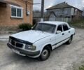 Белый ГАЗ 3110 Волга, объемом двигателя 3 л и пробегом 220 тыс. км за 800 $, фото 1 на Automoto.ua