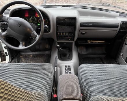 Белый ГАЗ 3110 Волга, объемом двигателя 0 л и пробегом 9 тыс. км за 1183 $, фото 3 на Automoto.ua