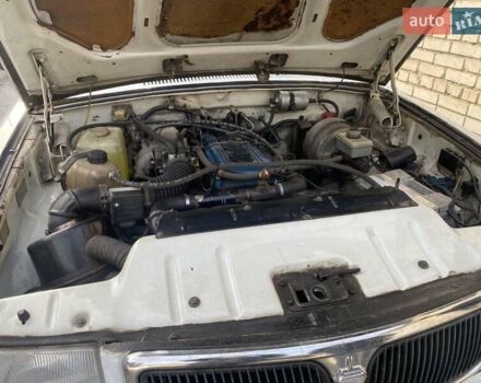 Белый ГАЗ 3110 Волга, объемом двигателя 2.3 л и пробегом 145 тыс. км за 3500 $, фото 1 на Automoto.ua