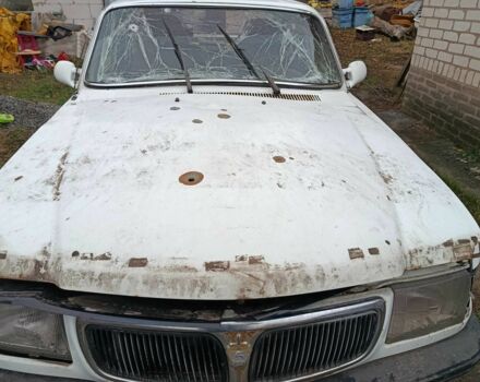 Белый ГАЗ 3110 Волга, объемом двигателя 2.5 л и пробегом 220 тыс. км за 358 $, фото 2 на Automoto.ua