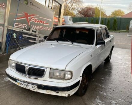 Білий ГАЗ 3110 Волга, об'ємом двигуна 2.4 л та пробігом 190 тис. км за 381 $, фото 4 на Automoto.ua