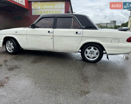 Білий ГАЗ 3110 Волга, об'ємом двигуна 2.45 л та пробігом 250 тис. км за 1250 $, фото 3 на Automoto.ua