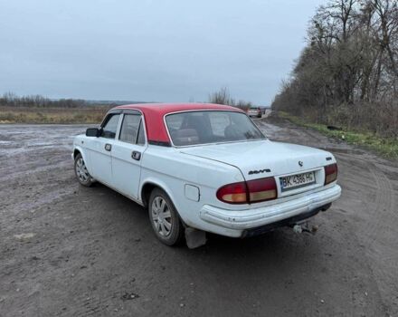 Білий ГАЗ 3110 Волга, об'ємом двигуна 2.4 л та пробігом 250 тис. км за 750 $, фото 4 на Automoto.ua