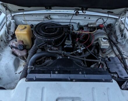 Белый ГАЗ 3110 Волга, объемом двигателя 2.4 л и пробегом 260 тыс. км за 1200 $, фото 5 на Automoto.ua