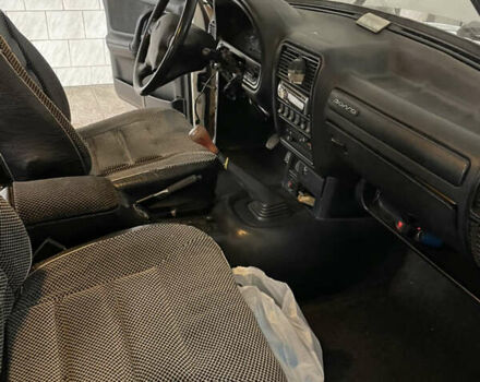 Белый ГАЗ 3110 Волга, объемом двигателя 2.3 л и пробегом 173 тыс. км за 831 $, фото 3 на Automoto.ua