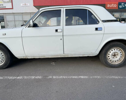 Белый ГАЗ 3110 Волга, объемом двигателя 2.4 л и пробегом 189 тыс. км за 1200 $, фото 4 на Automoto.ua